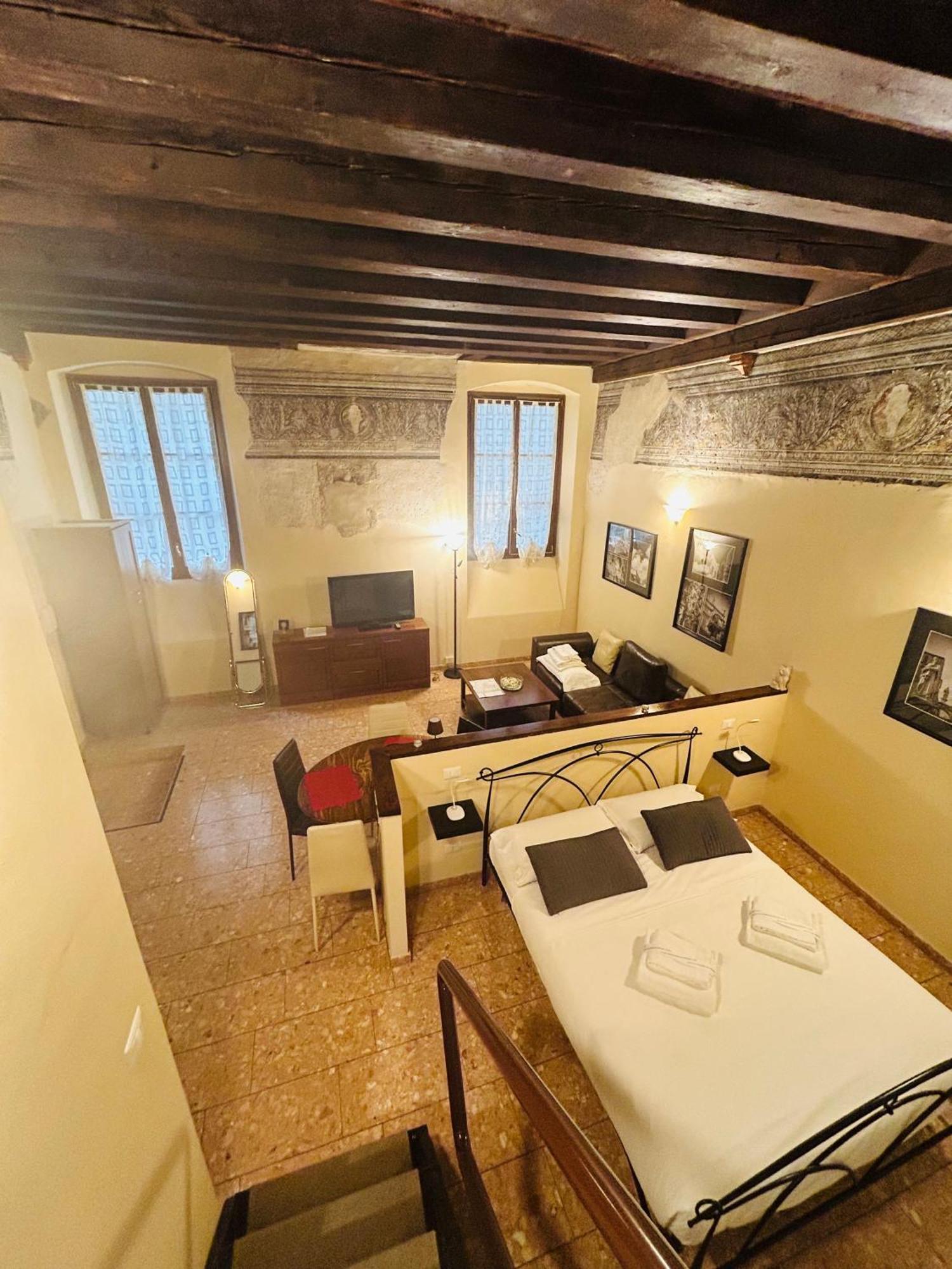 Palazzo Duomo Apartment Verona Exterior foto
