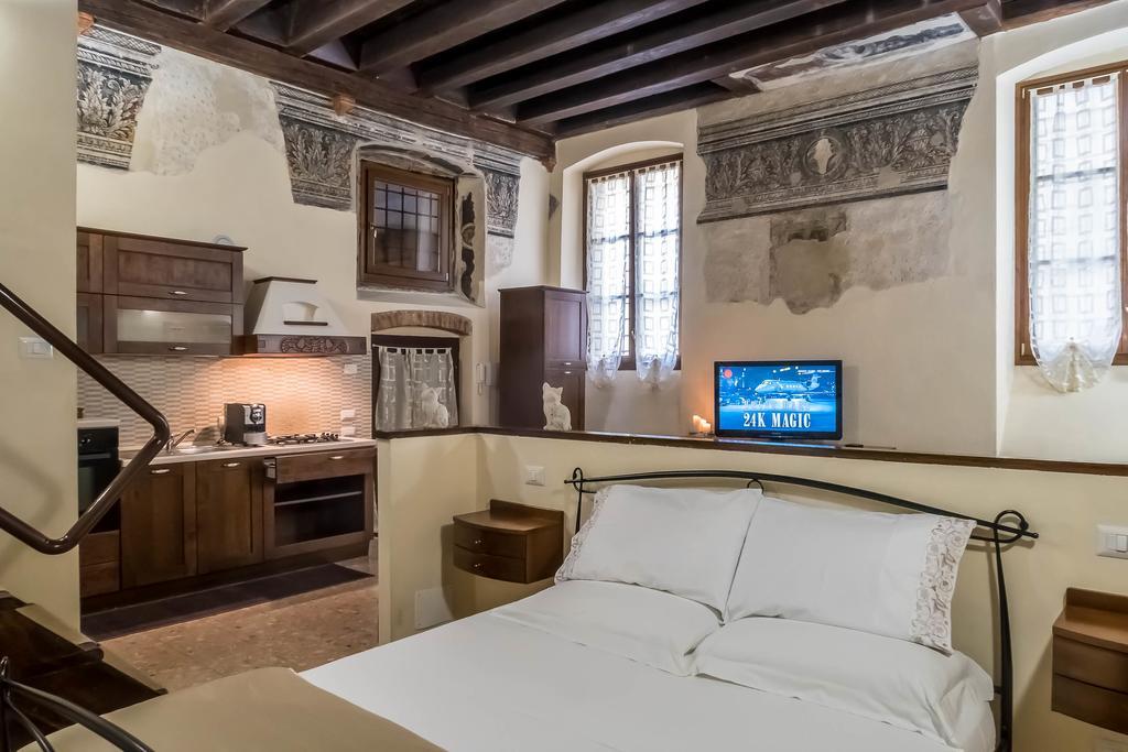 Palazzo Duomo Apartment Verona Exterior foto